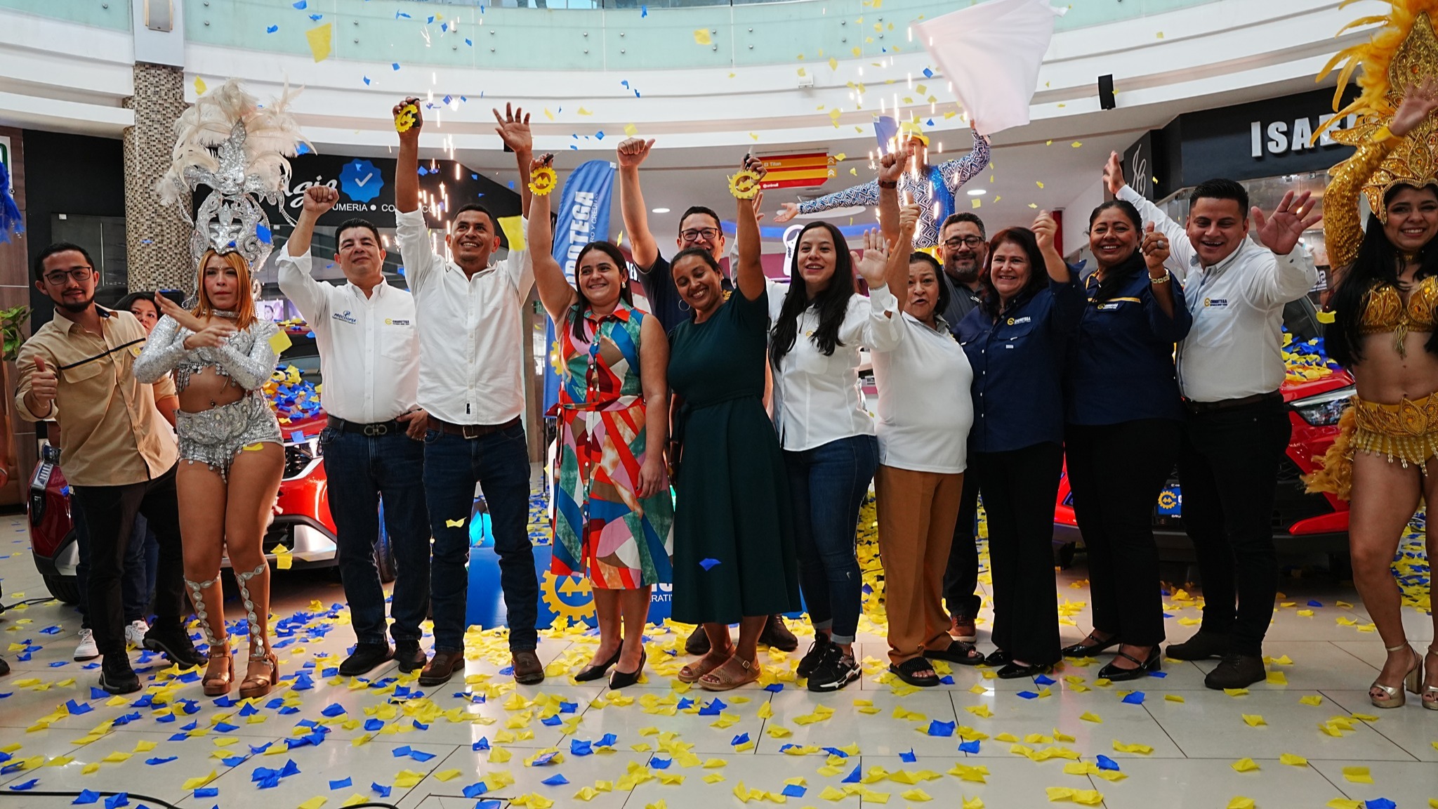 Entrega de Vehículos Promo de aniversario y PromoTeletón 